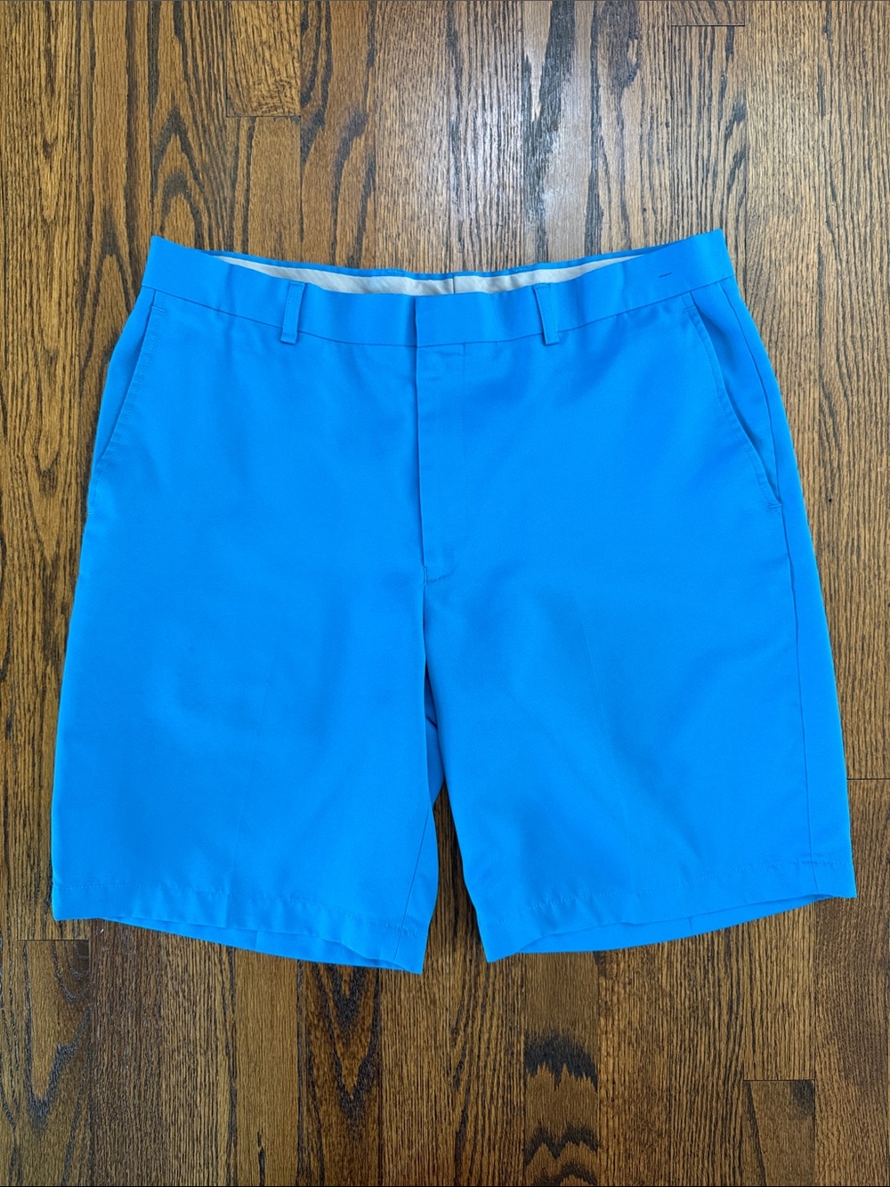 E Louis Raphael Golf Men’s 36 Vivid Turquoise Flat-Front Men's Shorts